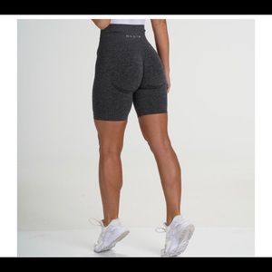 NVGTN biker shorts